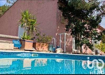 Maison - 600 m² - 3 pièces