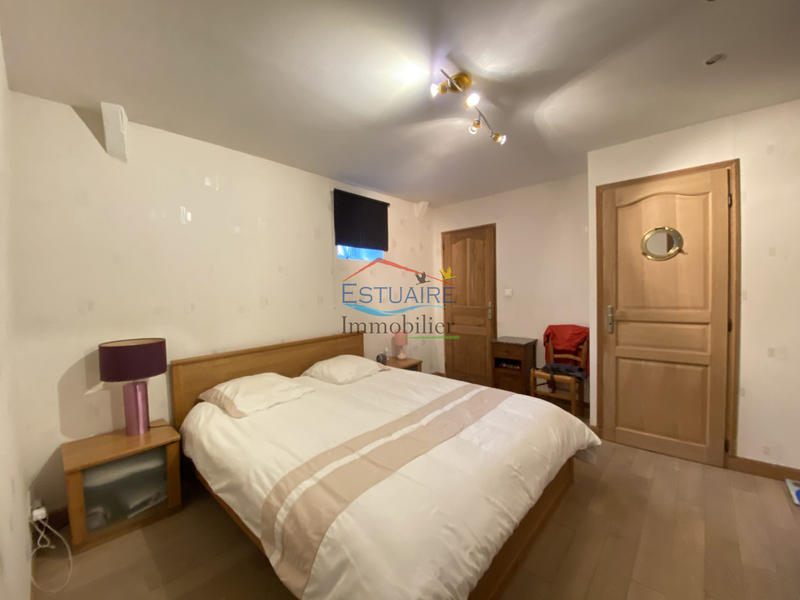 Maison ancienne - 270 m² - 8 pièces