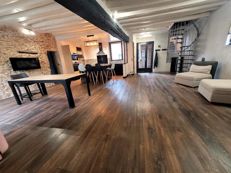 Maison - 164 m² - 7 pièces