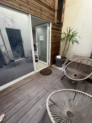 Fonds de commerce - Magasins - 109 m²