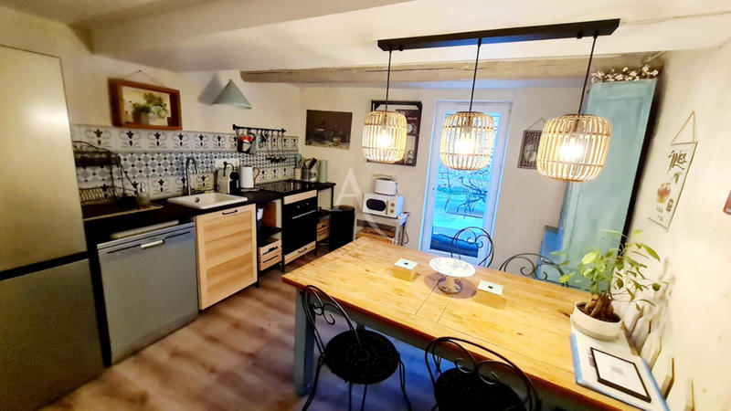 Maison - 96 m² - 5 pièces