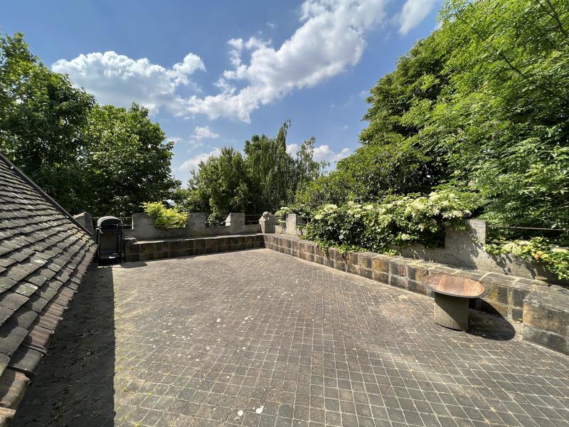 Maison - 182 m² - 7 pièces