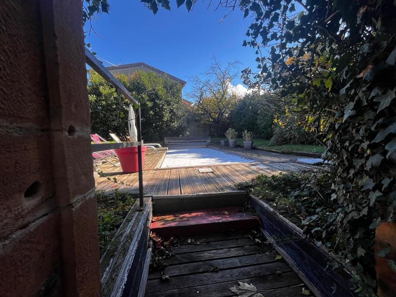 Maison - 182 m² - 6 pièces