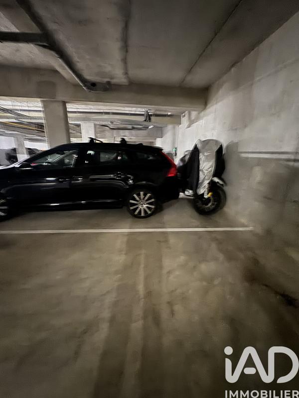 Parking - 15 m²