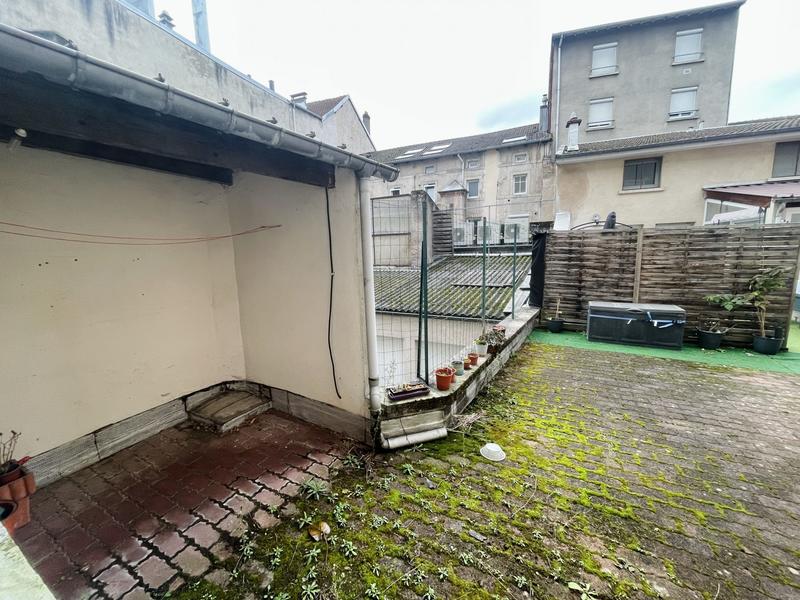 Appartement - 125 m² - 5 pièces