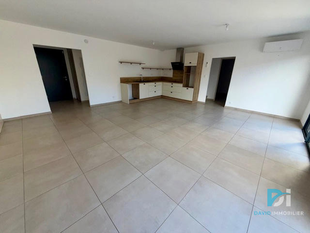 Villa - 100 m² - 5 pièces