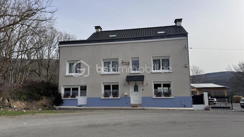 Demeure - 180 m² - 7 pièces