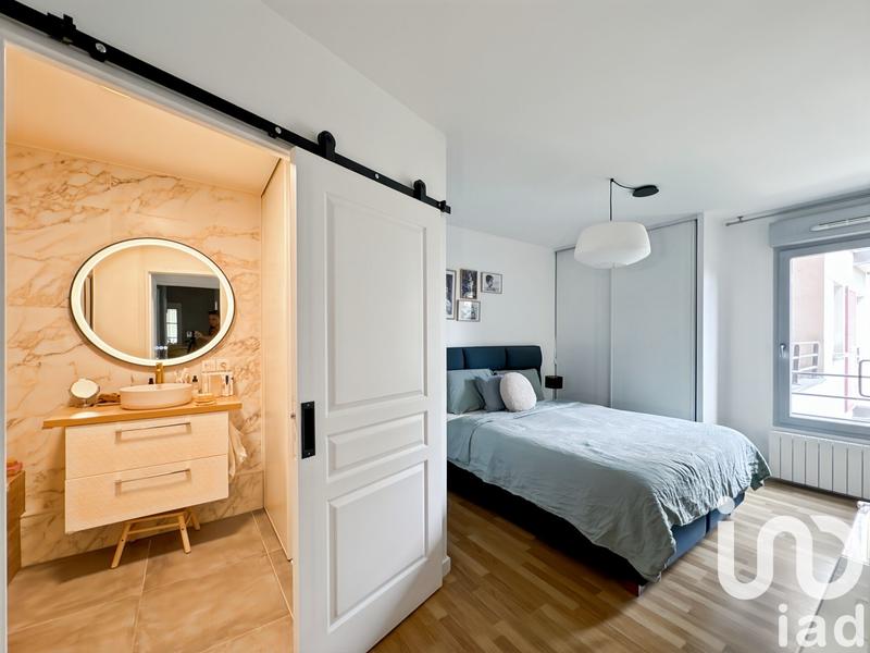 Appartement - 85 m² - 4 pièces