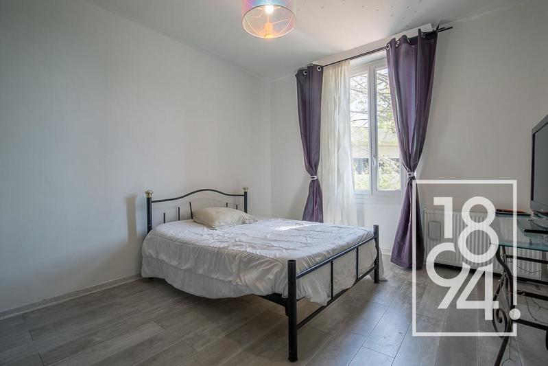 Maison - 209 m² - 3 pièces