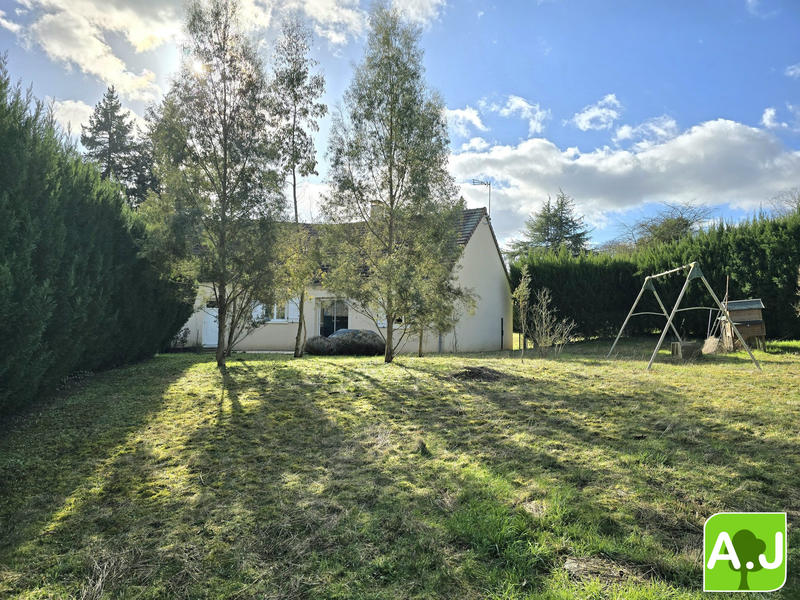Maison - 90 m² - 5 pièces