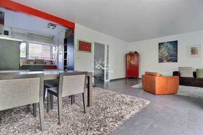 Maison - 107 m² - 5 pièces