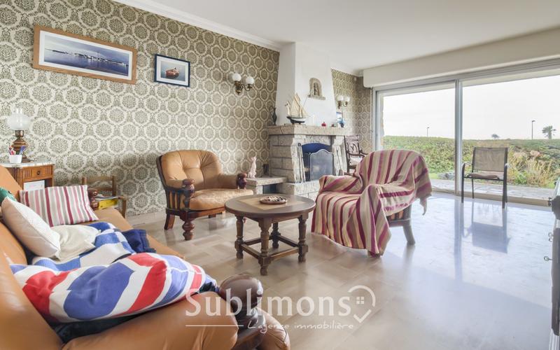 Maison - 220 m² - 9 pièces