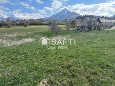 Terrain - 2 499 m²