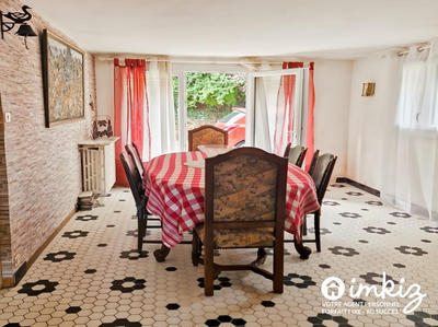 Maison - 141 m² - 7 pièces