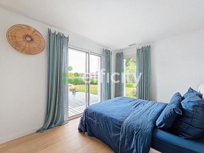 Maison - 110 m² - 4 pièces