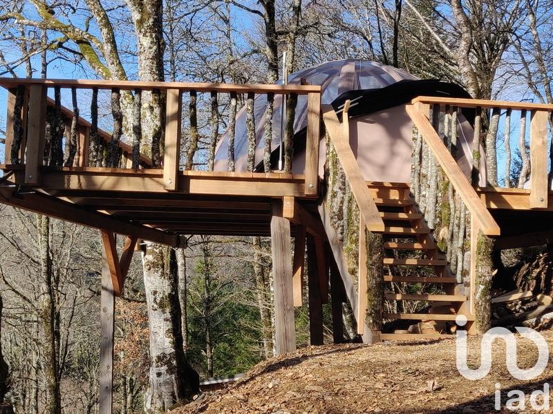 Maison - 200 m² - 10 pièces