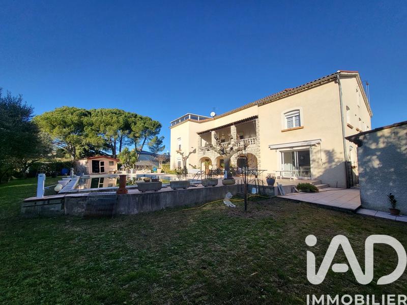 Appartement - 100 m² - 4 pièces