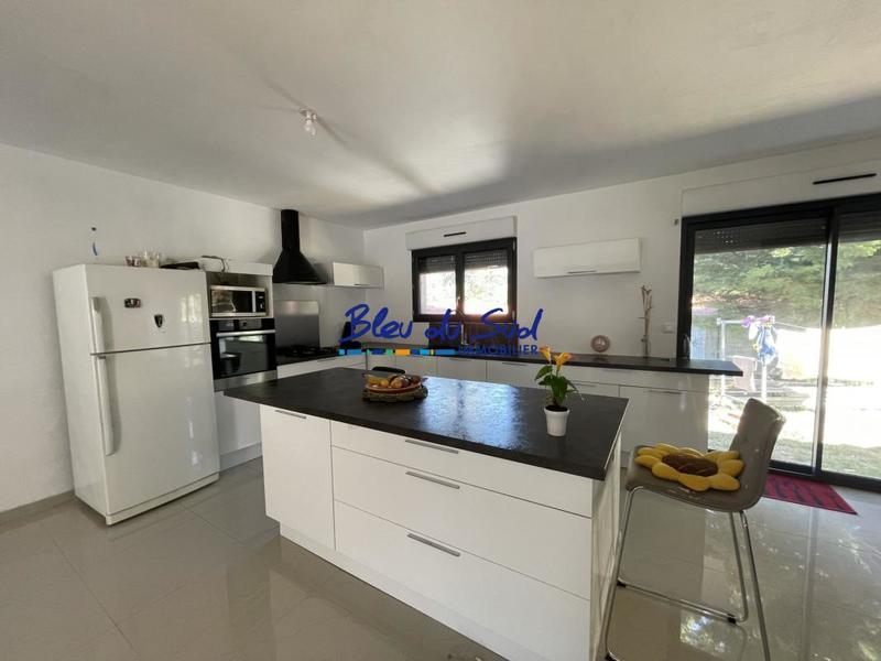 Maison - 96 m² - 3 pièces