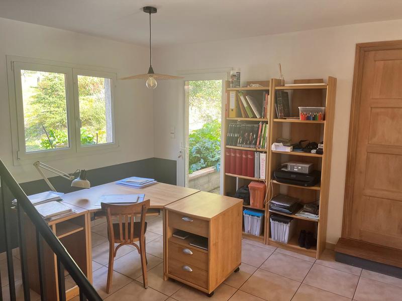 Maison - 266 m² - 9 pièces