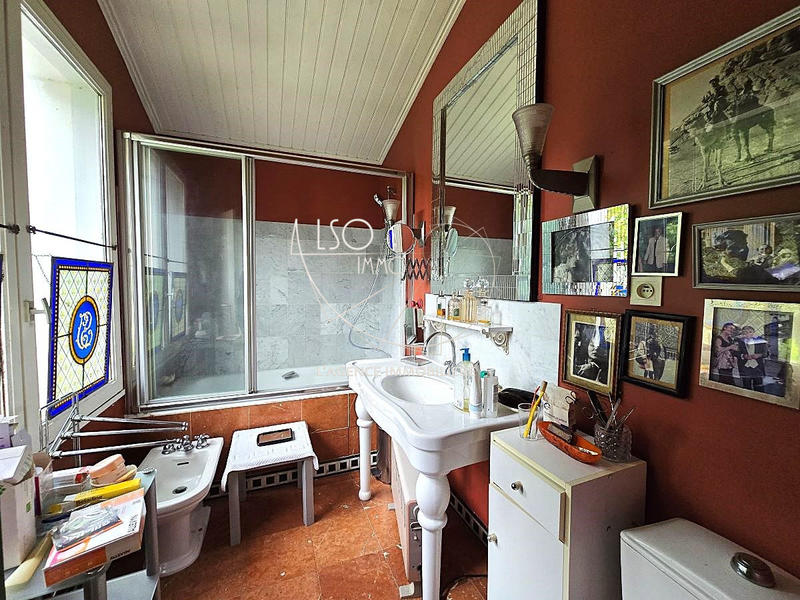 Maison ancienne - 194 m² - 6 pièces