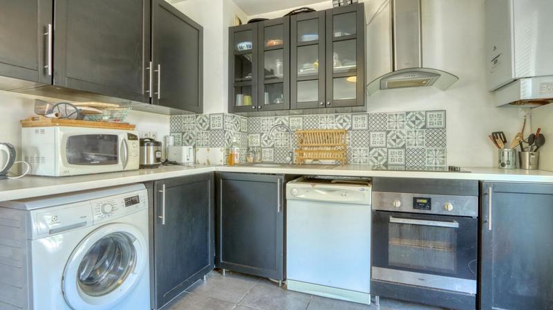 Appartement - 99 m² - 5 pièces