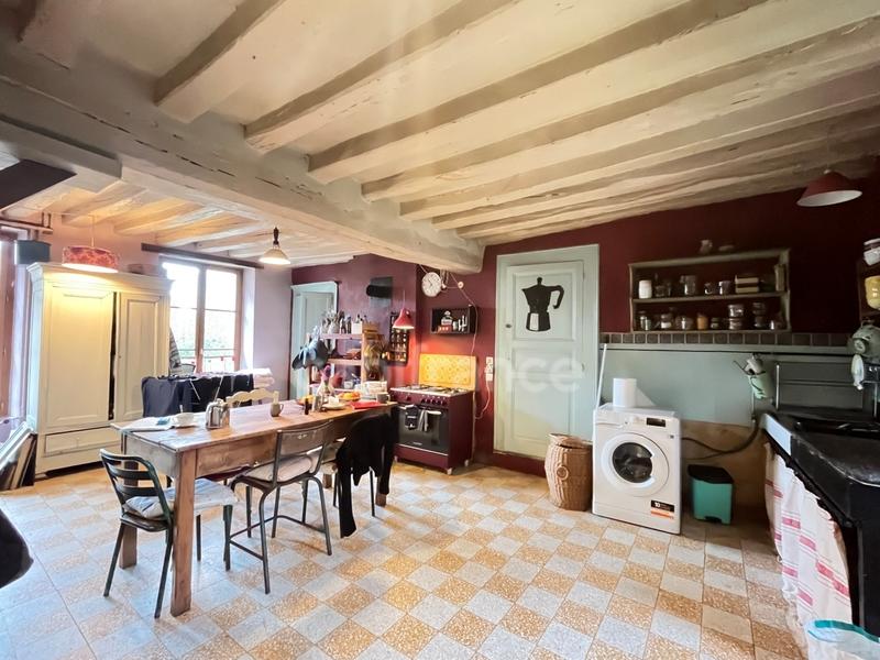 Maison - 214 m² - 7 pièces