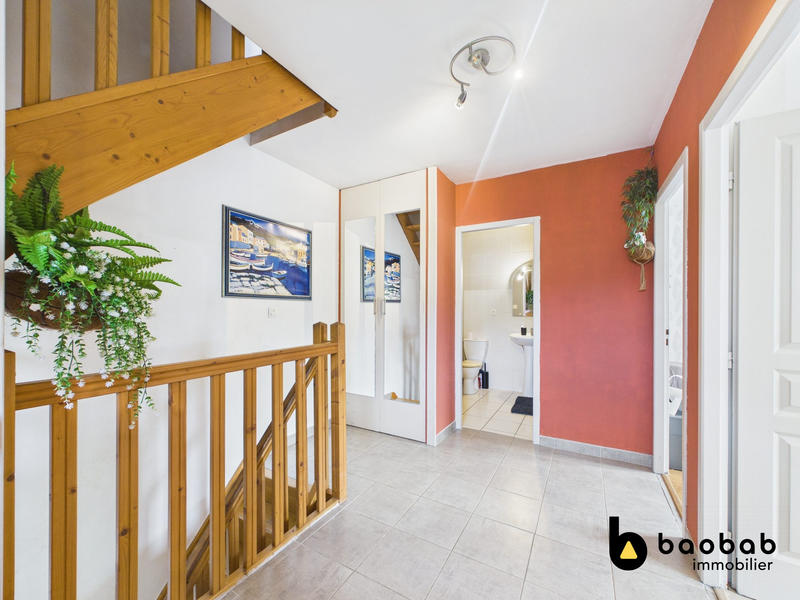 Appartement - 85 m² - 4 pièces