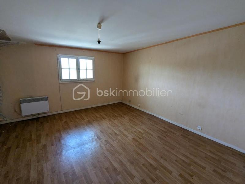 Maison traditionnelle - 250 m² - 11 pièces