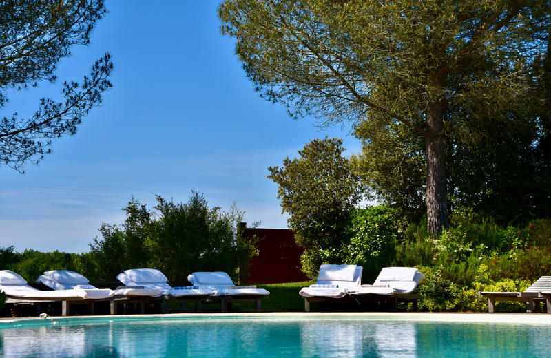 Propriété - 426 m² - 12 pièces