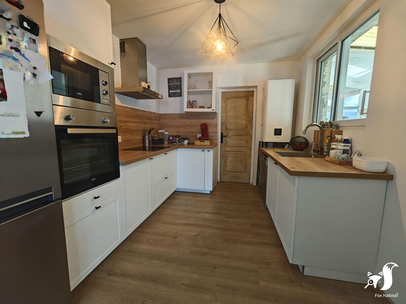 Maison - 91 m² - 5 pièces