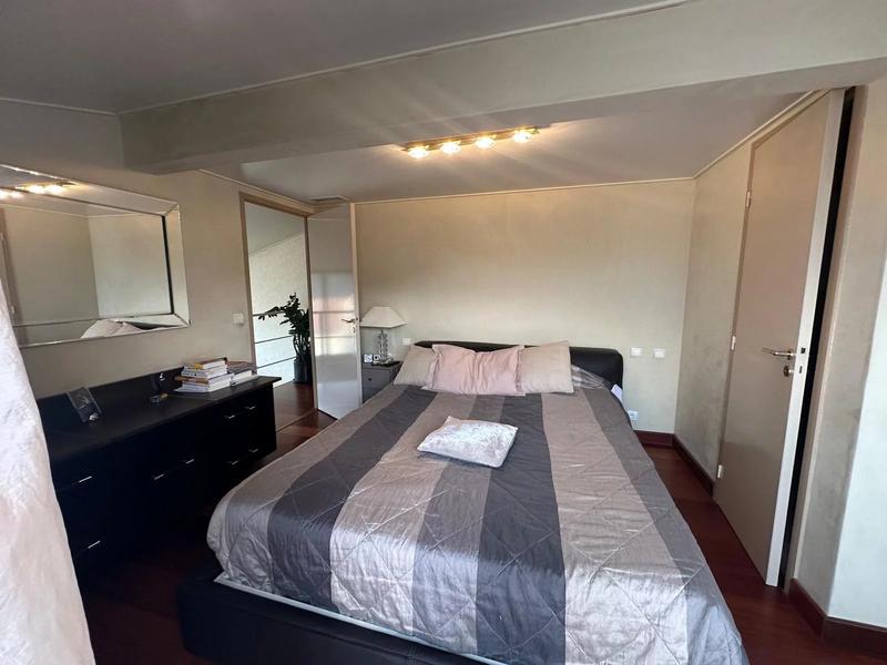 Duplex - 98 m² - 4 pièces