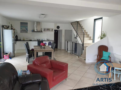 Maison - 170 m² - 8 pièces