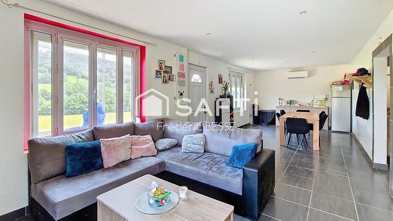 Maison - 92 m² - 4 pièces