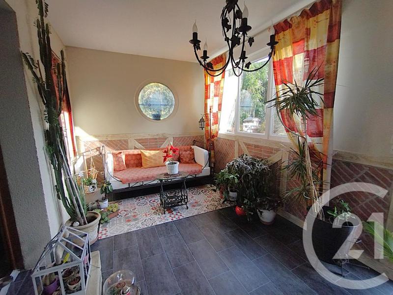 Maison - 191 m² - 8 pièces