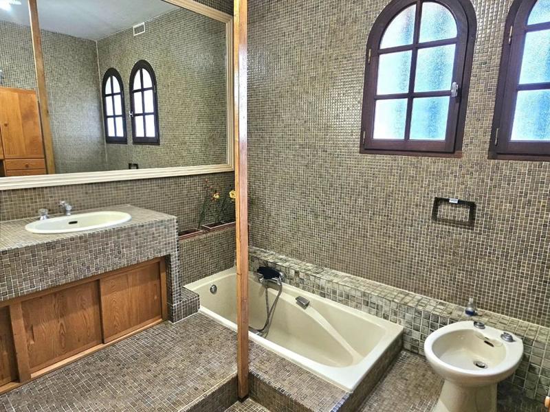 Maison d'architecte - 226 m² - 7 pièces