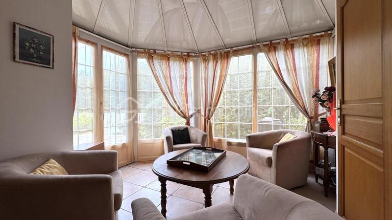 Maison de ville - 210 m² - 7 pièces