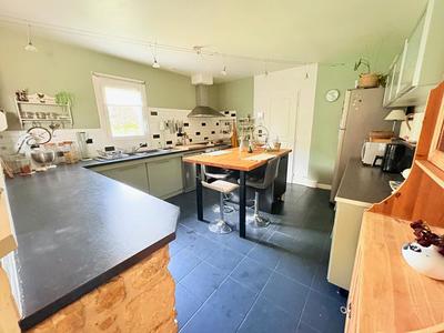 Maison - 156 m² - 7 pièces