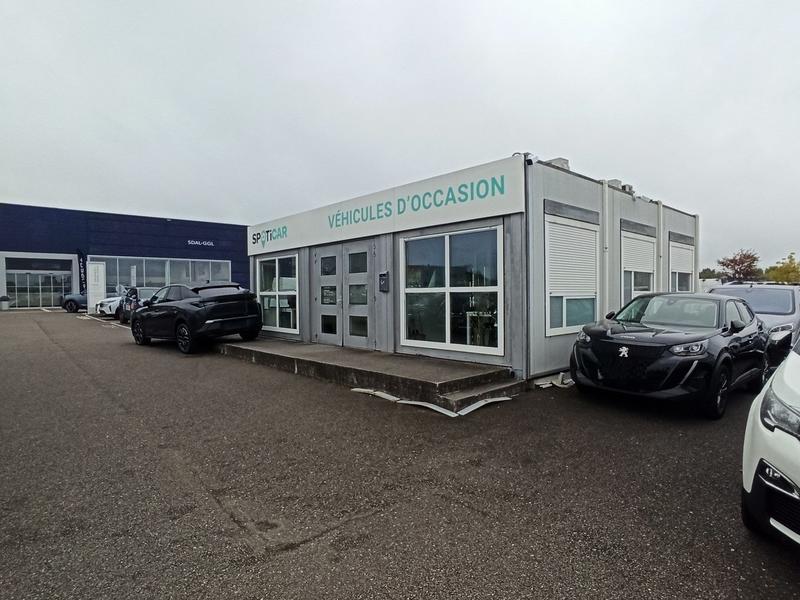 Local commercial - 4 390 m²