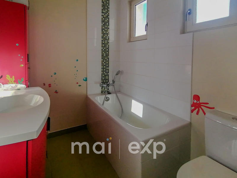 Maison - 156 m² - 6 pièces