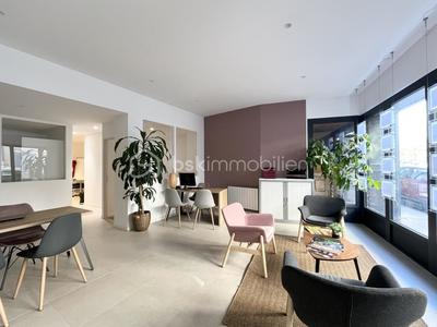 Local commercial - 70 m² - 3 pièces