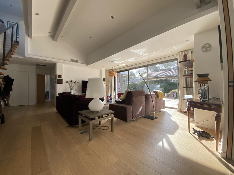 Maison - 183 m² - 5 pièces