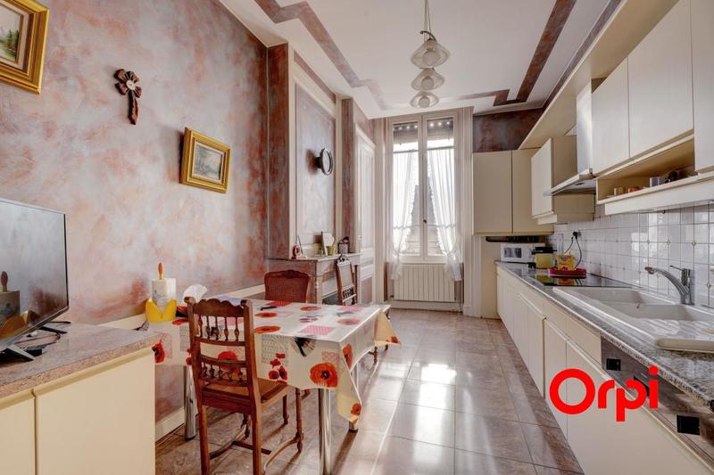 Appartement - 122 m² - 4 pièces