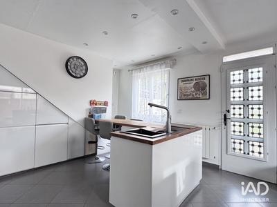 Maison - 117 m² - 6 pièces