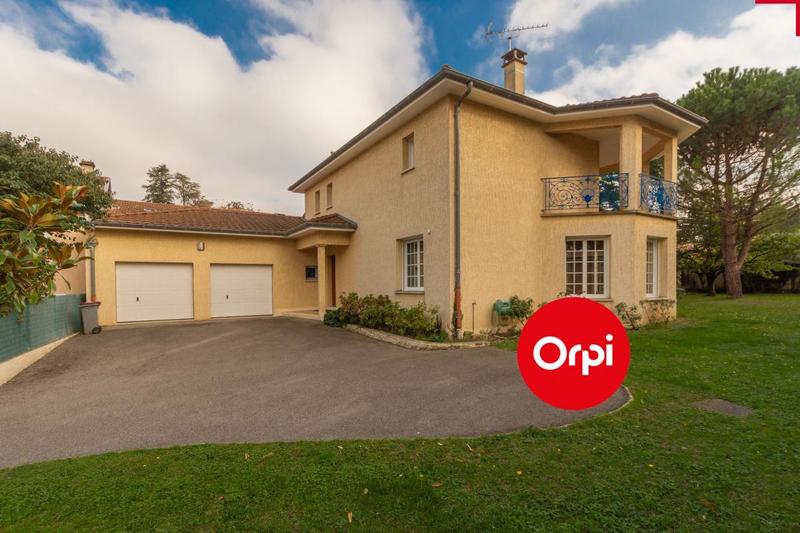 Maison - 163 m² - 5 pièces