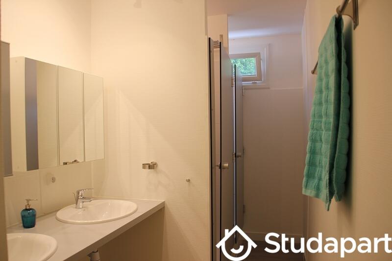 Chambre - 12 m² - 1 pièce