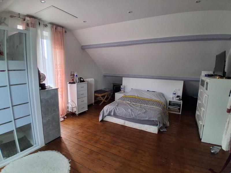 Maison - 91 m² - 6 pièces