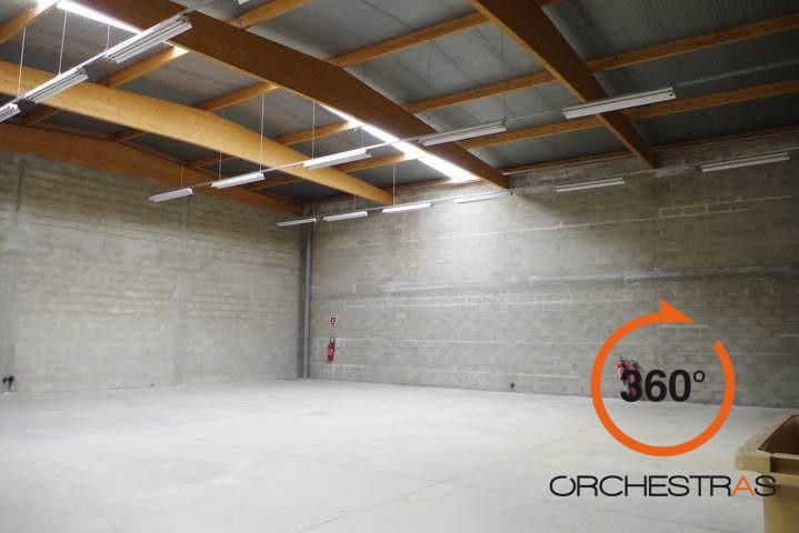 Local d'activités - 387 m²