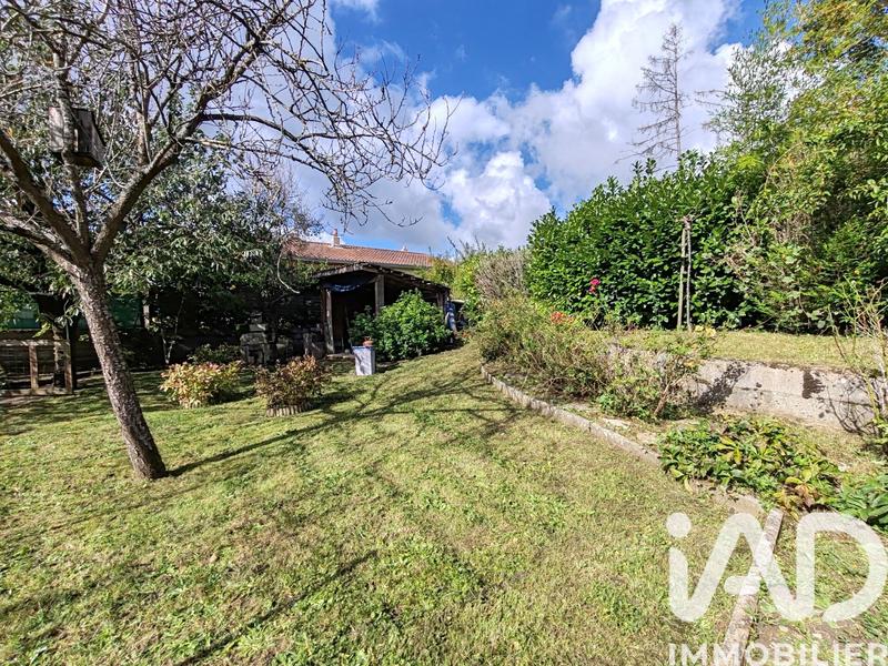 Maison - 203 m² - 7 pièces