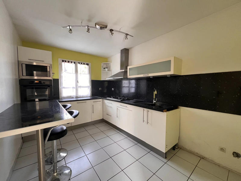 Maison - 84 m² - 5 pièces