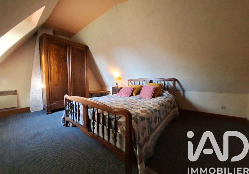 Maison - 186 m² - 8 pièces